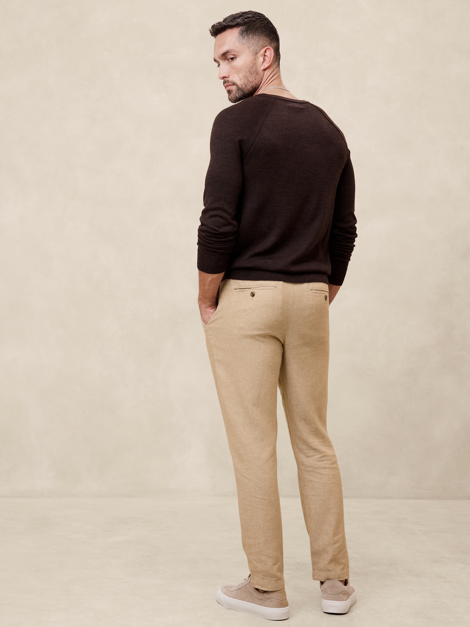 Athletic-Fit Linen-Blend Pant