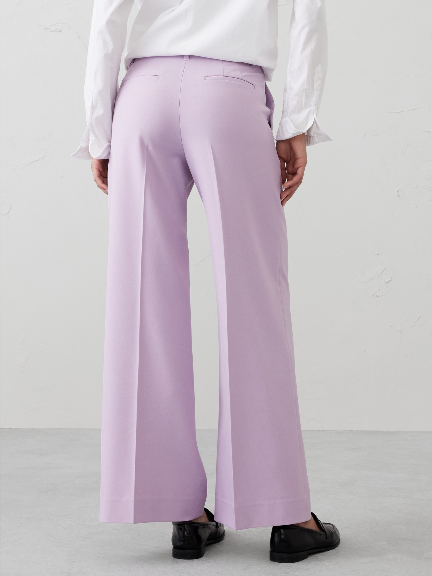 Sculpted Wide-Leg Trouser