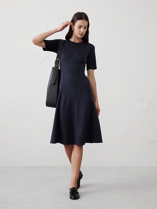 Soft Touch Scuba Seamed Midi Dress | Banana Republic Factory