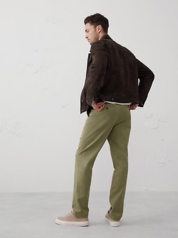 Slim-Straight Lived-In Chino | Banana Republic Factory