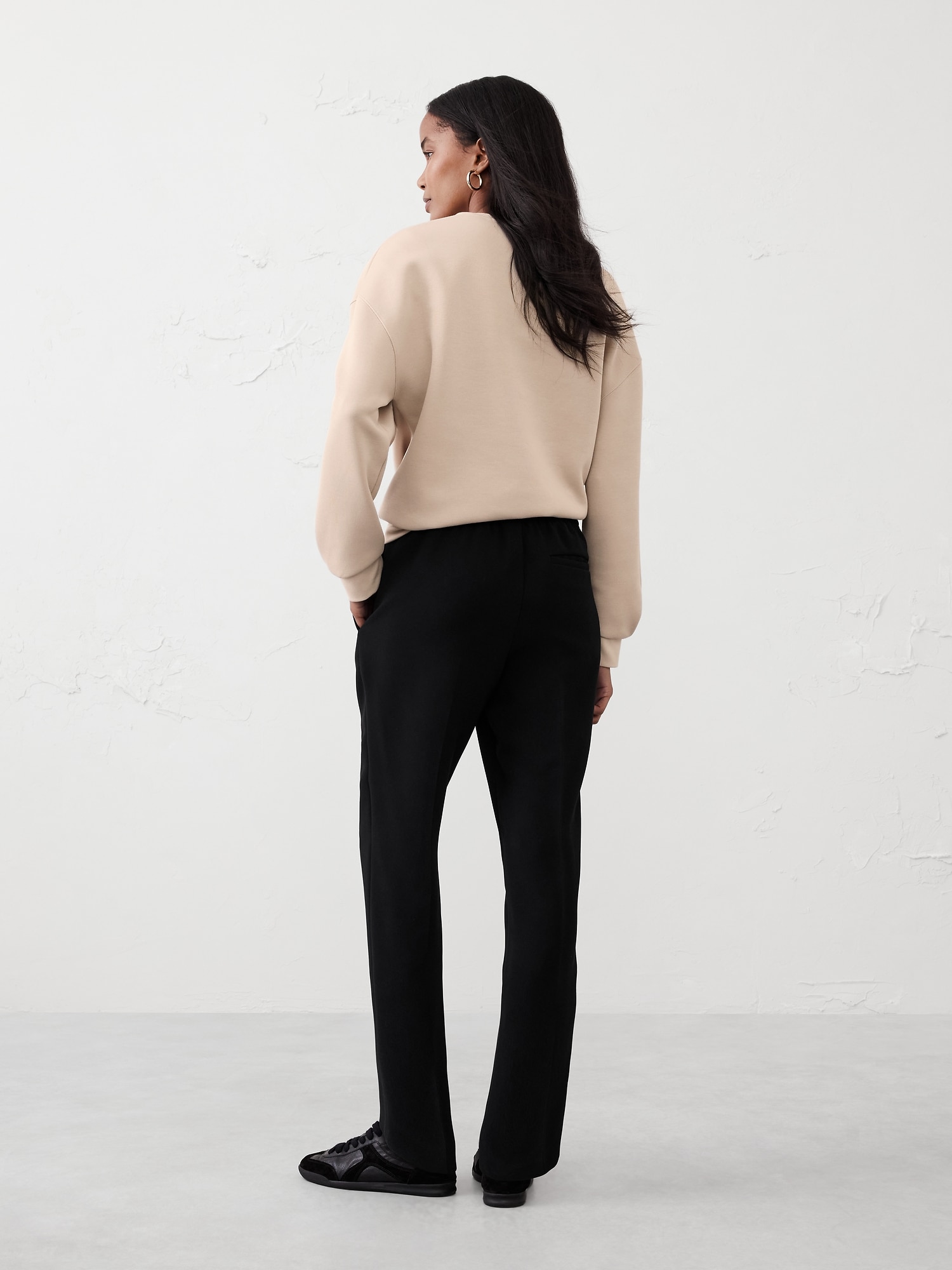 Tapered Crepe Pull-On Pant