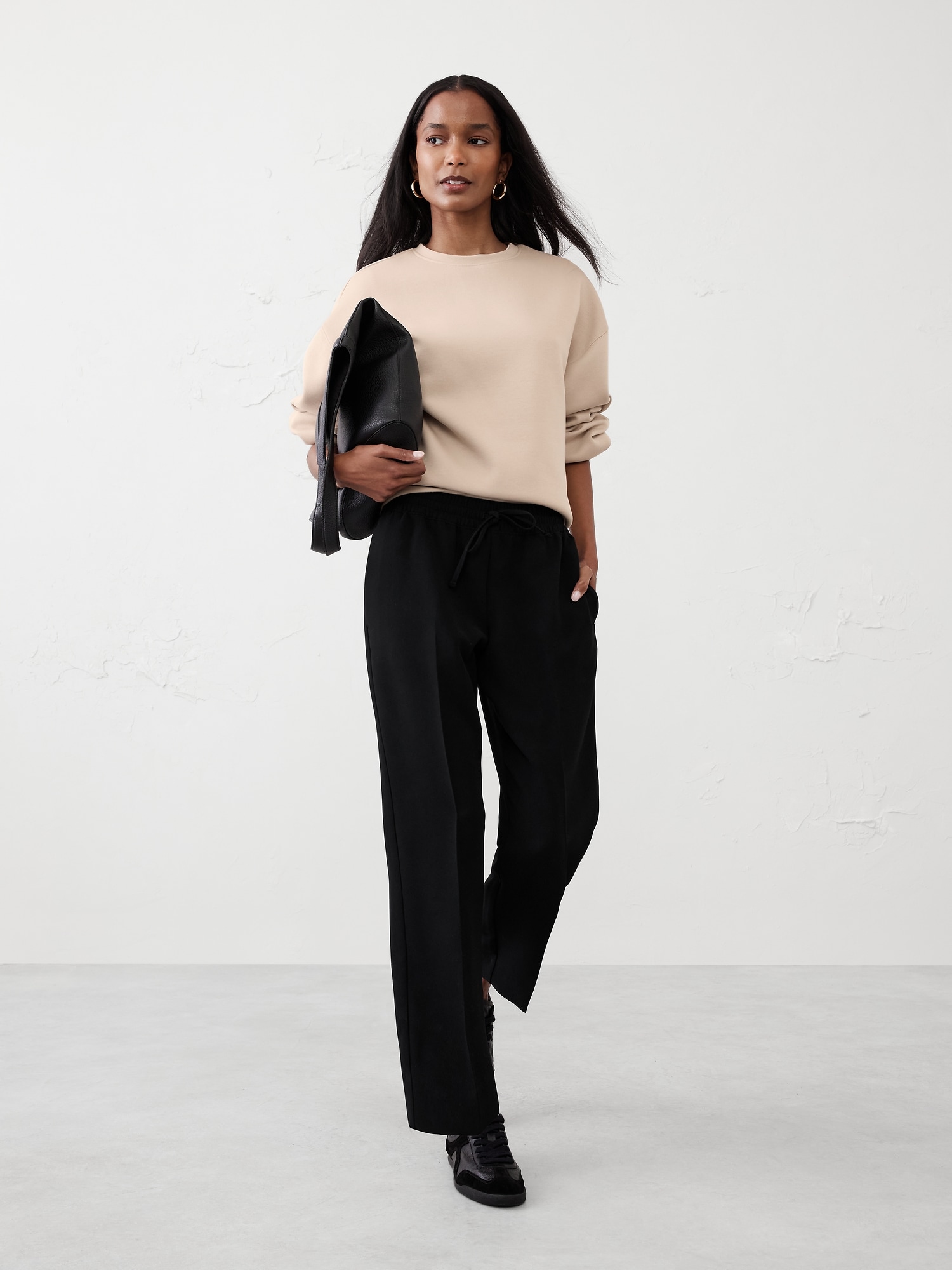 Tapered Crepe Pull-On Pant