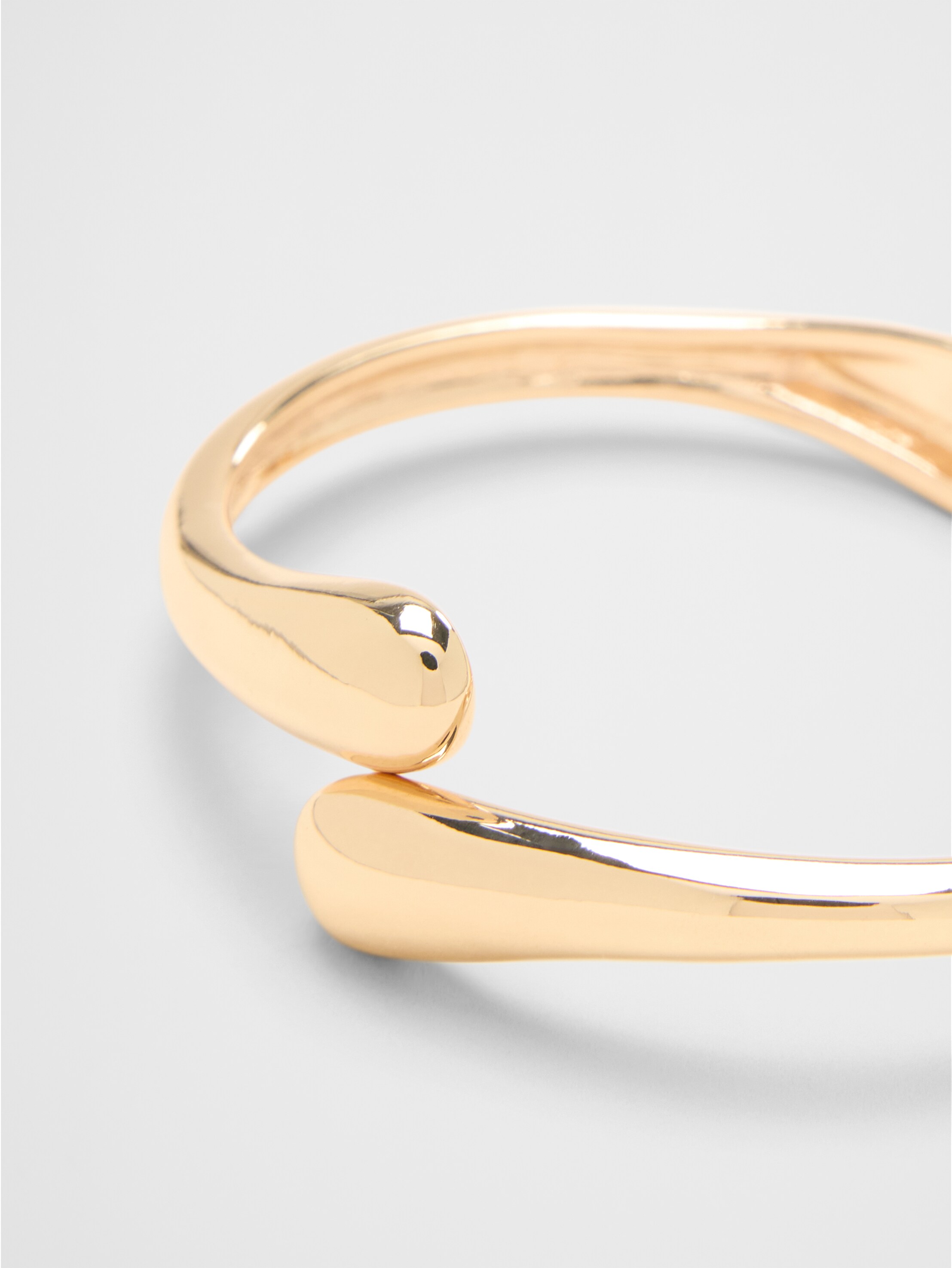 BANANA REPUBLIC FACTORY☆Modern Curved Cuff バングル・Gold cn57404235.png