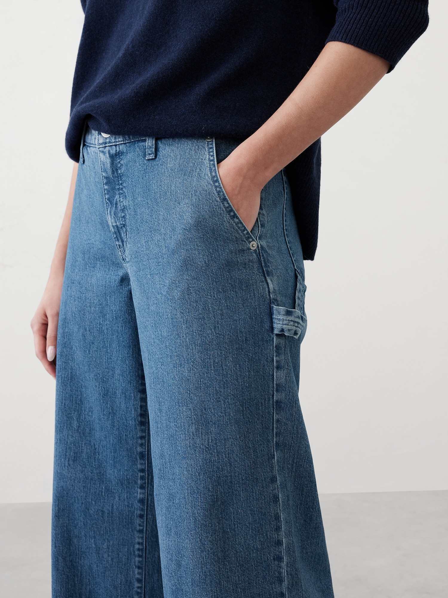 Mid-Rise Straight Carpenter Jean