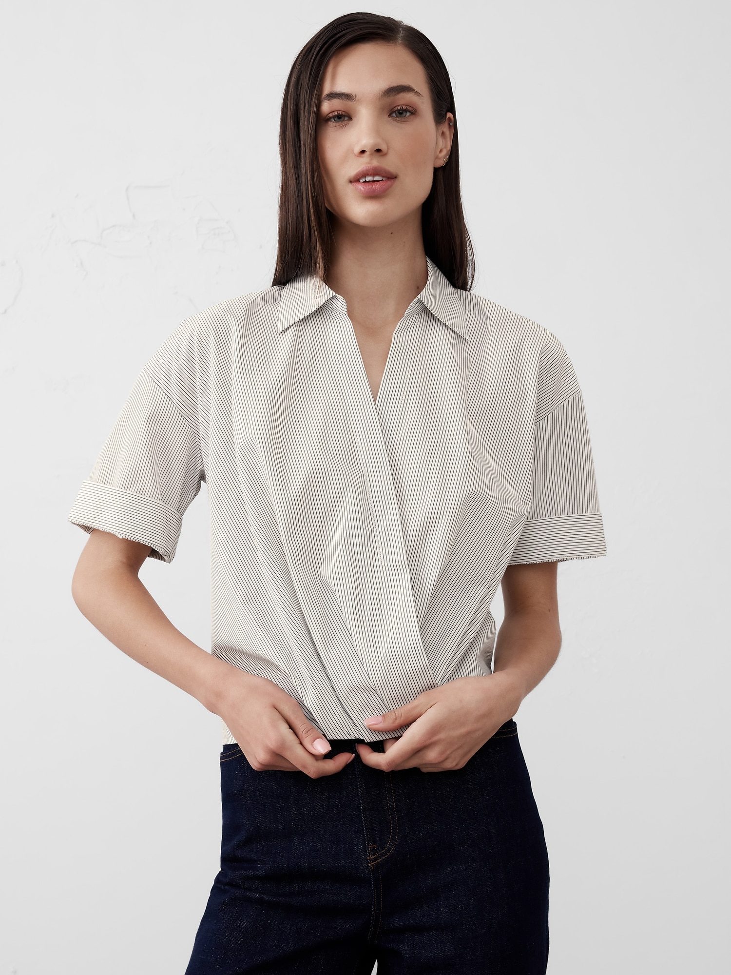 Collared Wrap Popover Top