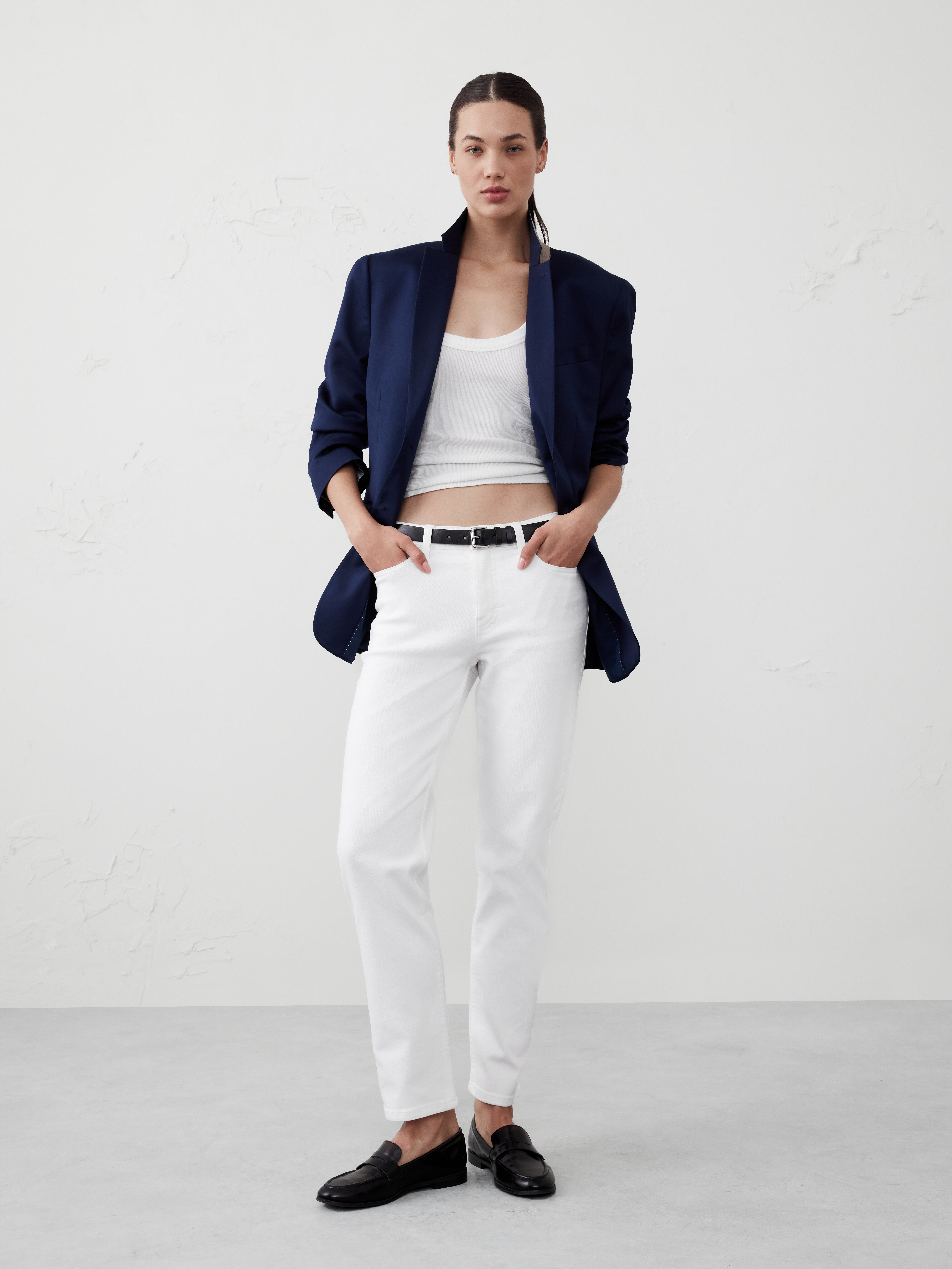 Mid-Rise Slim Jean