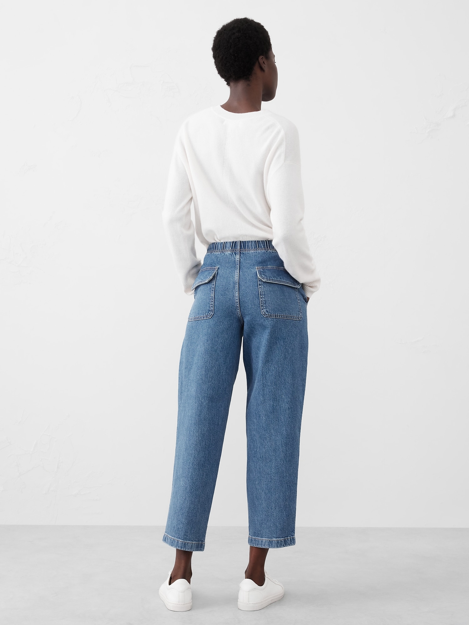 Mid-Rise Tapered Jean