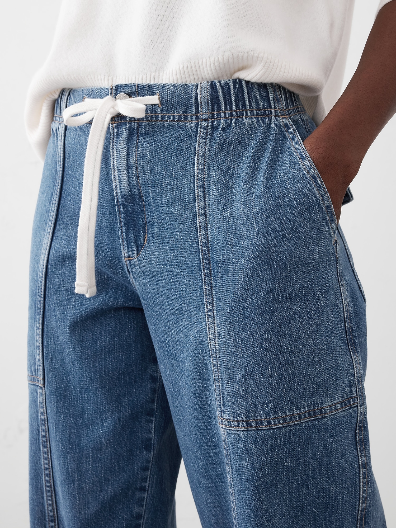 Mid-Rise Tapered Jean