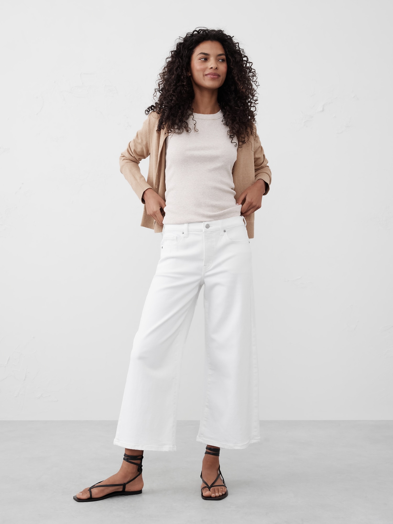 High-Rise Wide-Leg Cropped Jean - White