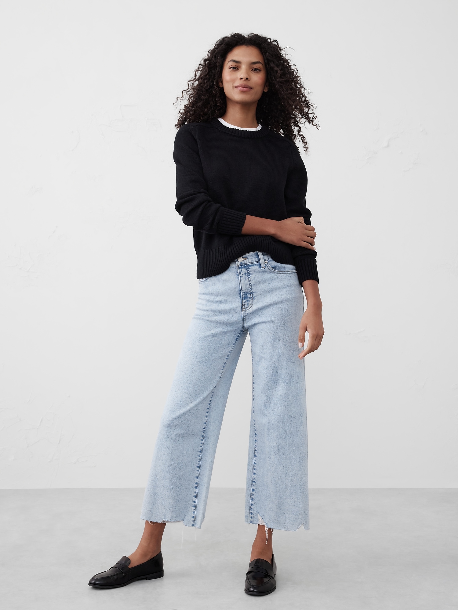 High-Rise Wide-Leg Cropped Jean - Blue