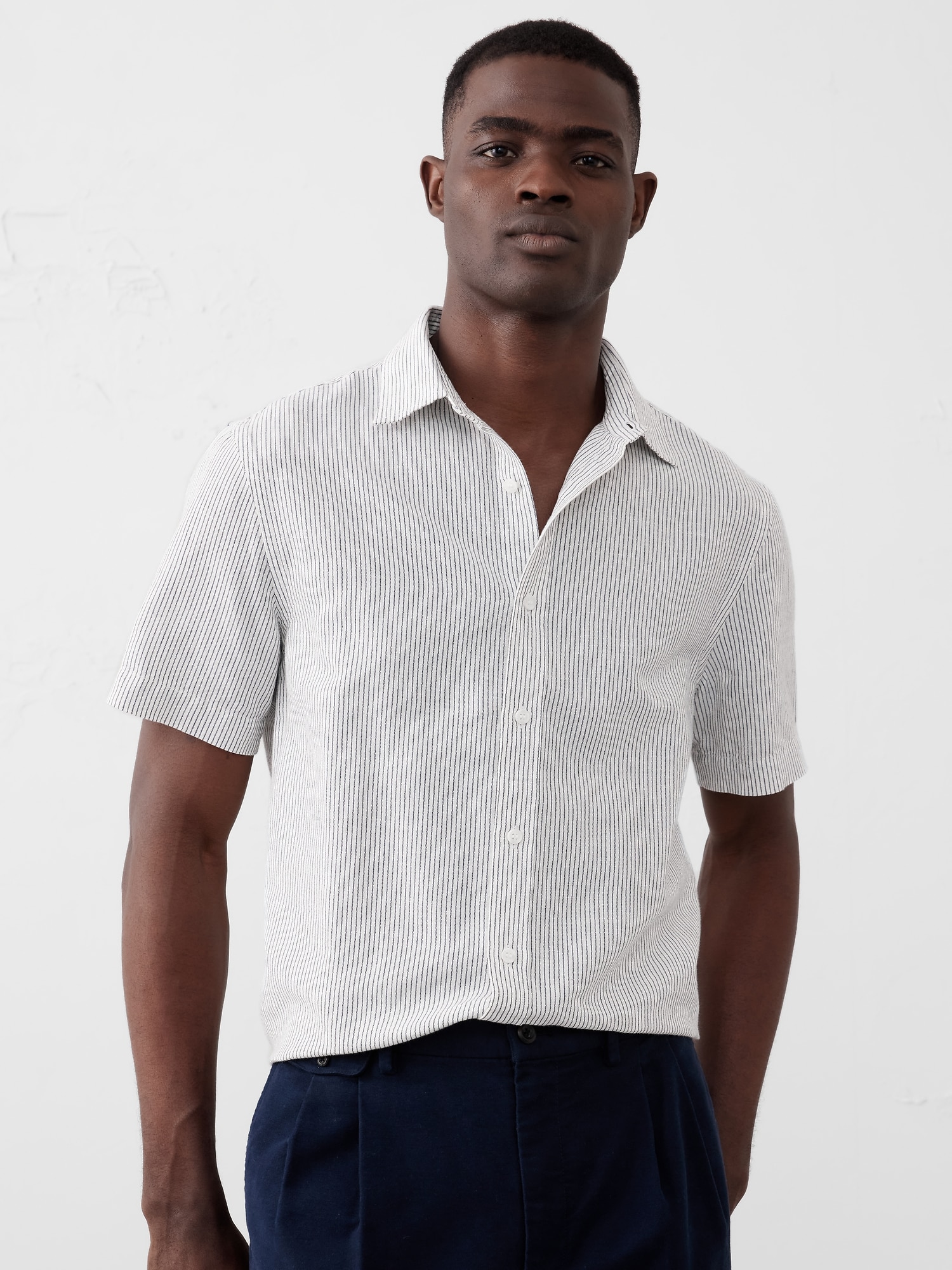 Slim Linen-Blend Shirt