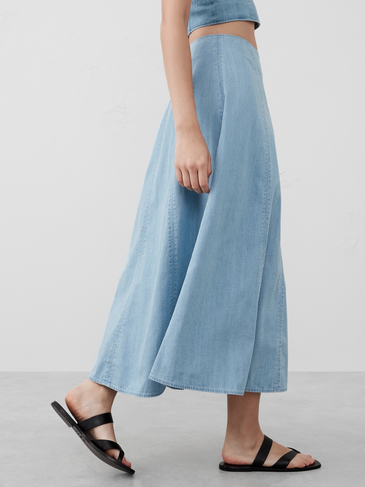 Seamed Denim Midi Skirt