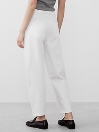 High-Rise Barrel Jean