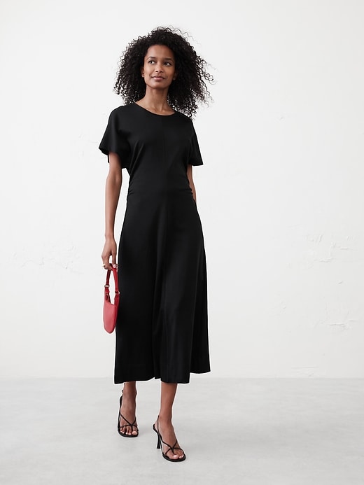 Side Shirred Knit Midi Dress | Banana Republic Factory Side Shirred Knit Midi Dress | Banana Republic Factory