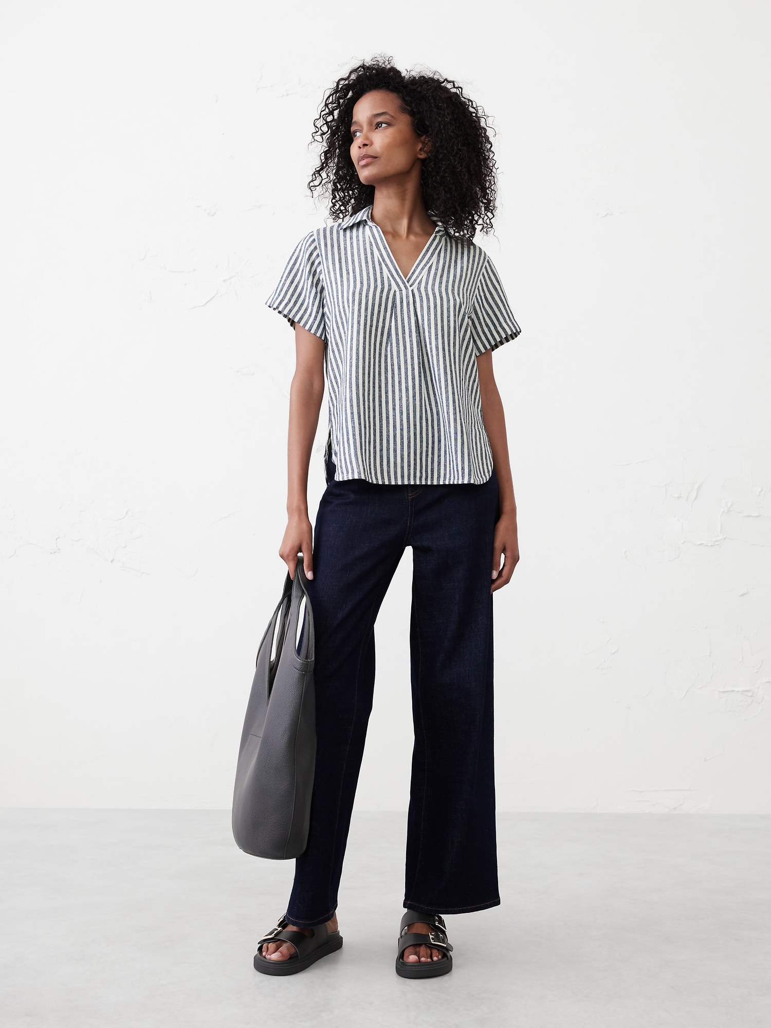 Linen-Blend Collared Top