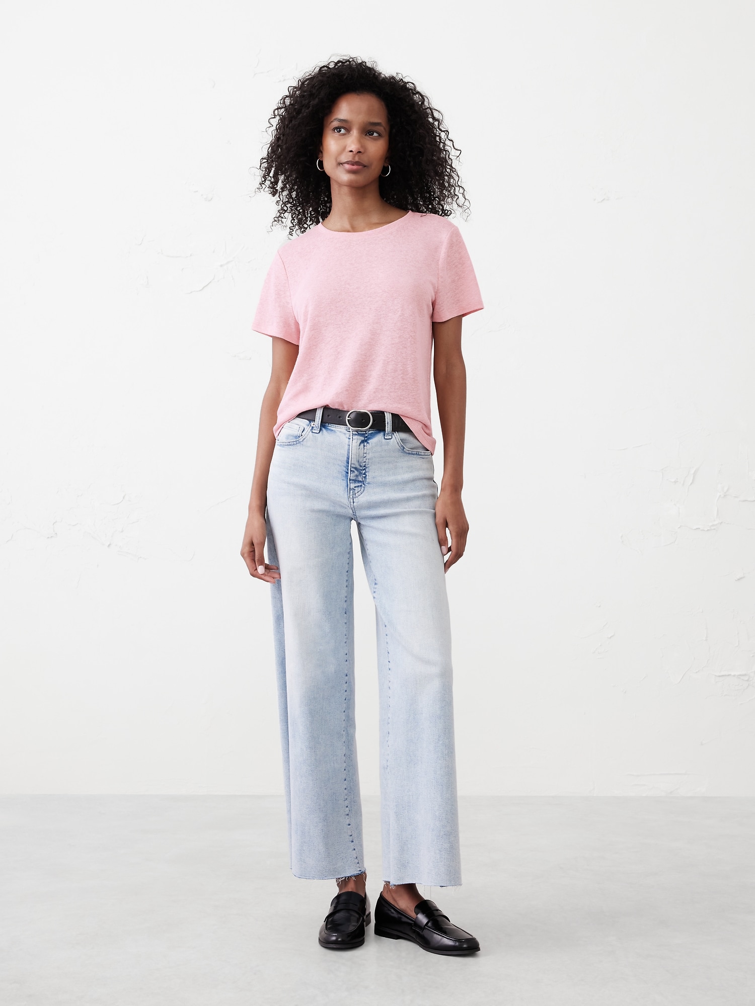 Linen-Blend Crew-Neck Top