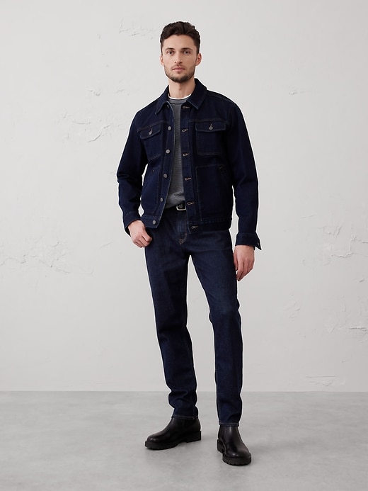 Slim Travel Jean