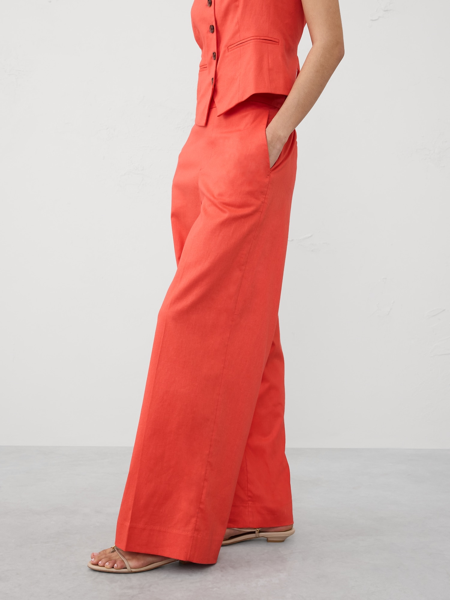 Hayden Wide-Leg Linen-Blend Pull-On Pant