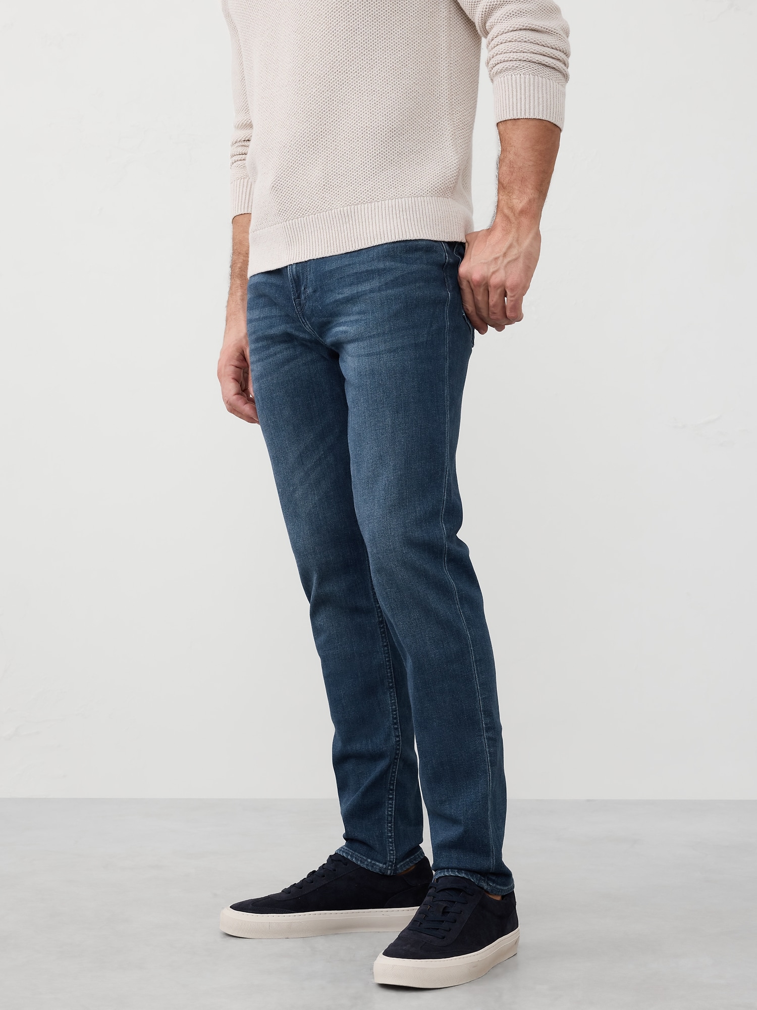 Slim Travel Jean