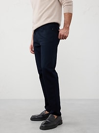 Athletic-Fit Travel Pant