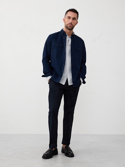 Slim Summerweight Chino