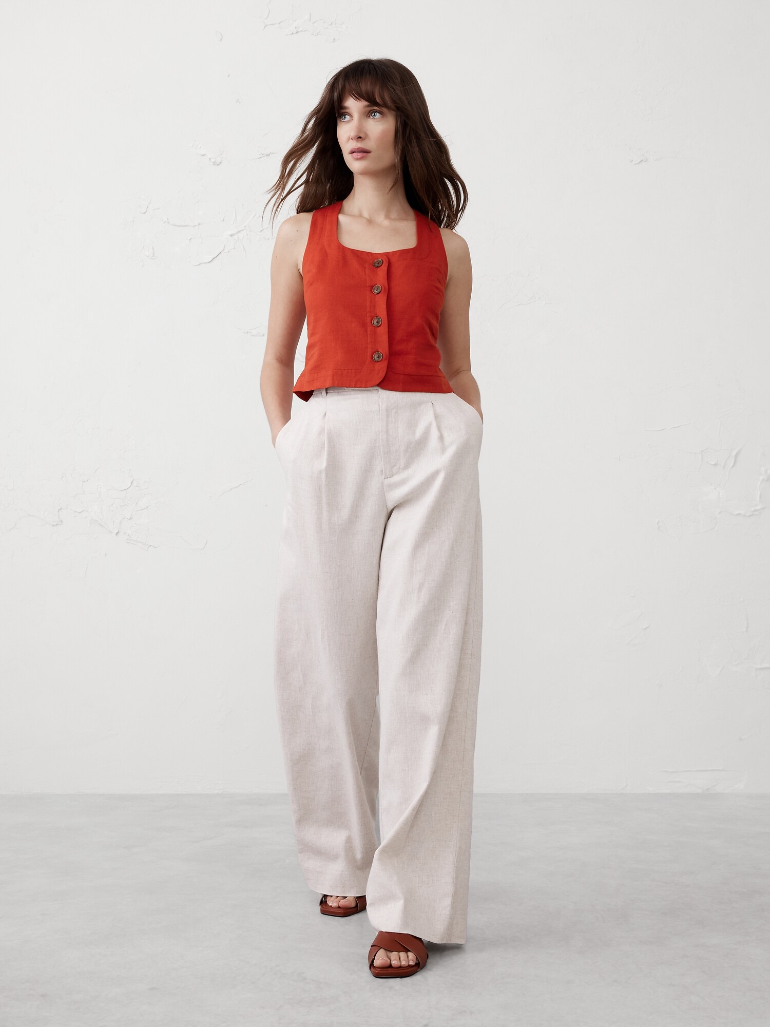 Linen-Blend Buttoned Top