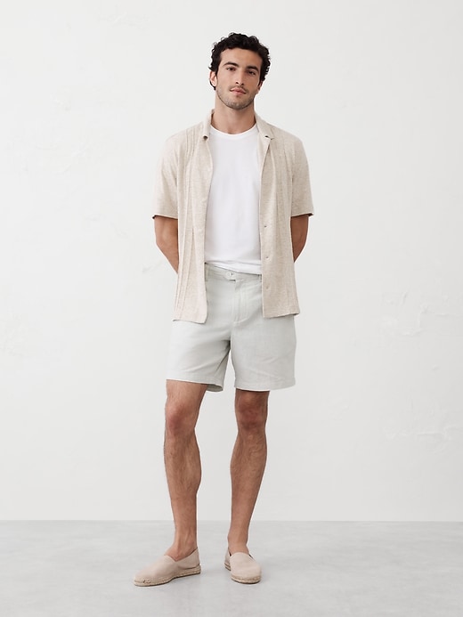 7" Linen-Blend Short