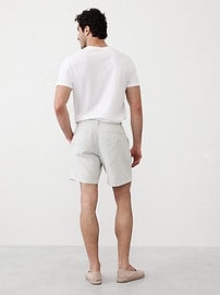 7" Linen-Blend Short