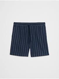 7" Linen-Blend Deck Short