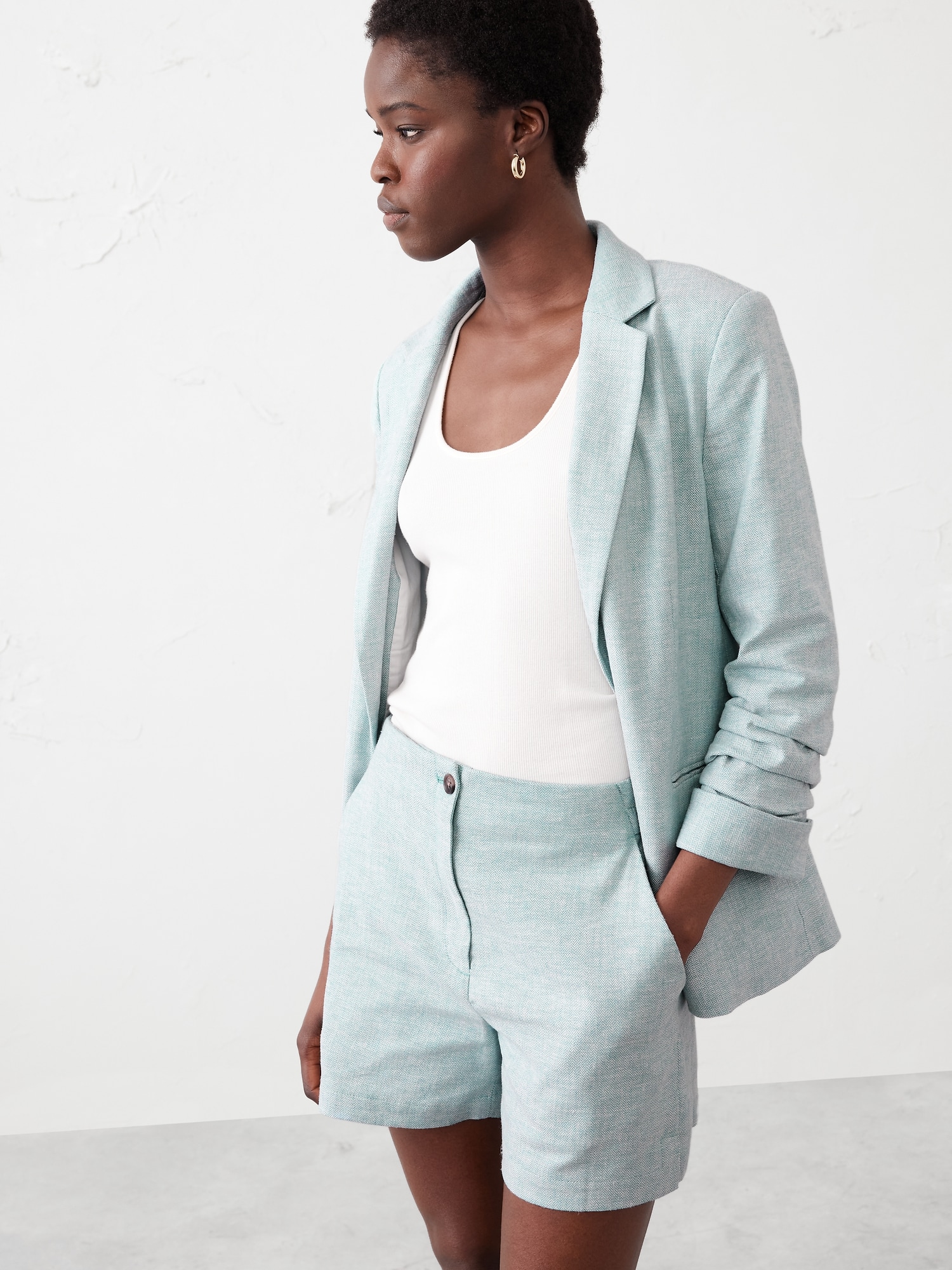 Linen-Blend Herringbone E-Waist Short
