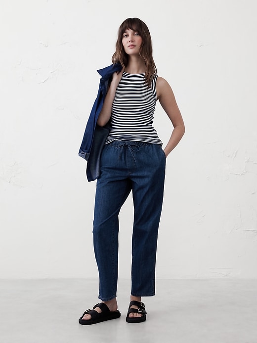 Taper Mid-Rise Summerweight Jean