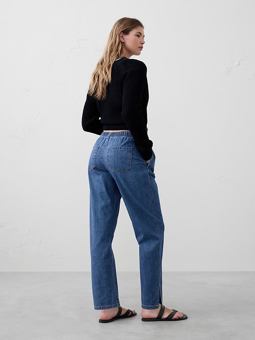 Taper Mid-Rise Summerweight Jean