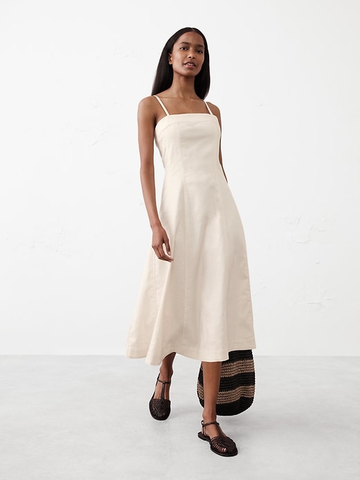 Linen-Blend Seamed Midi Dress