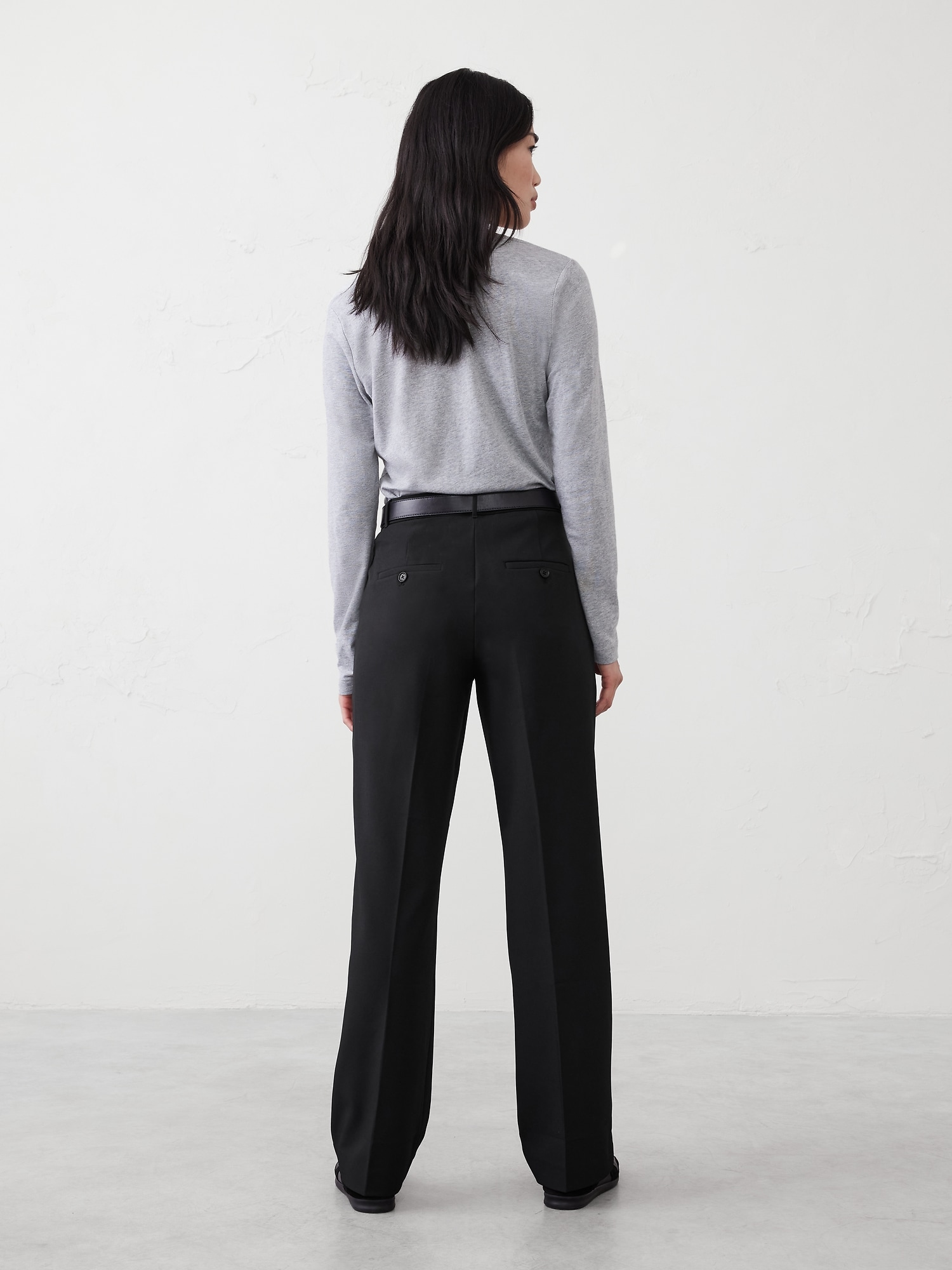 Sculpted Straight Pant