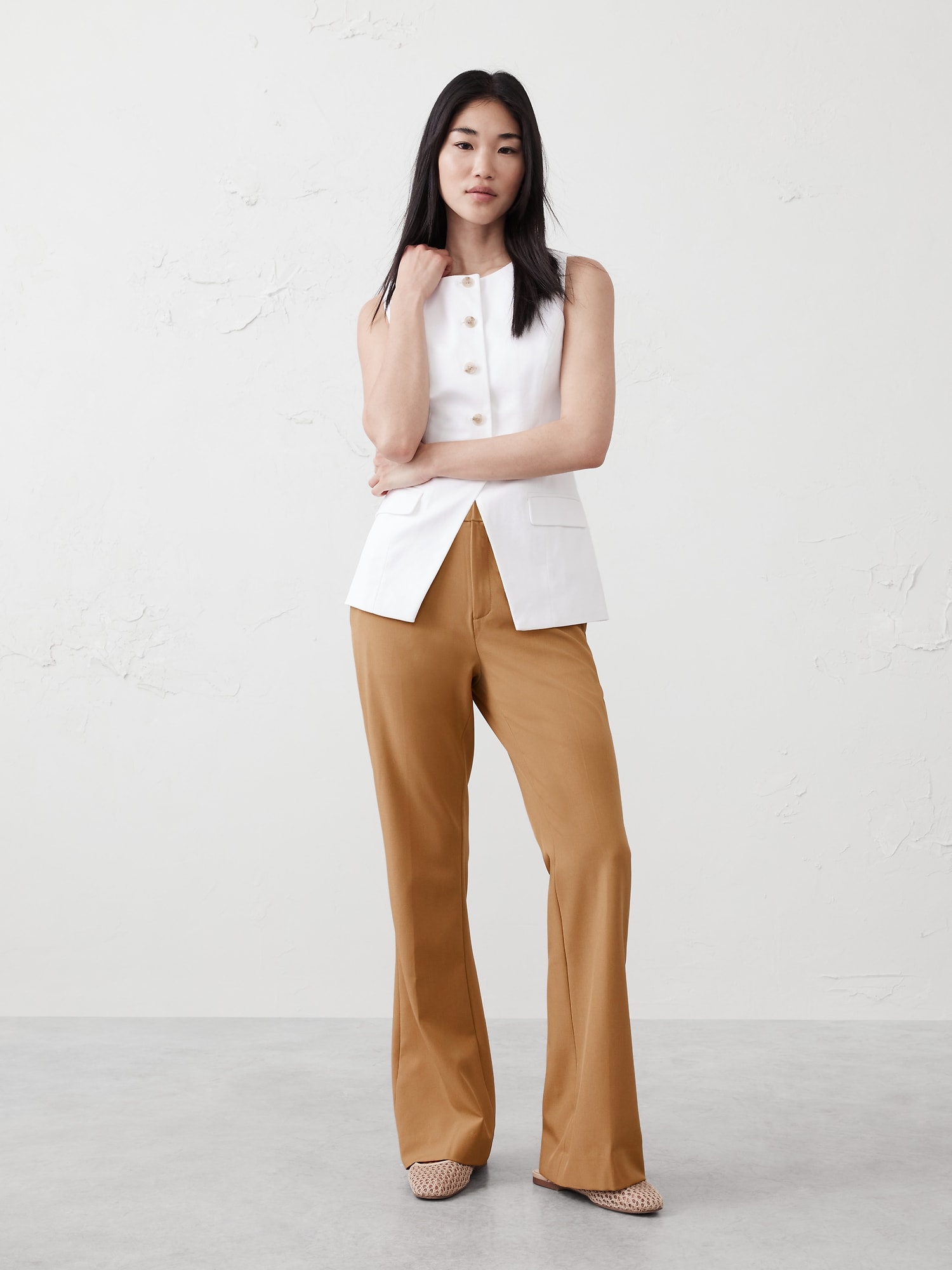 Sculpted Bootcut Pant