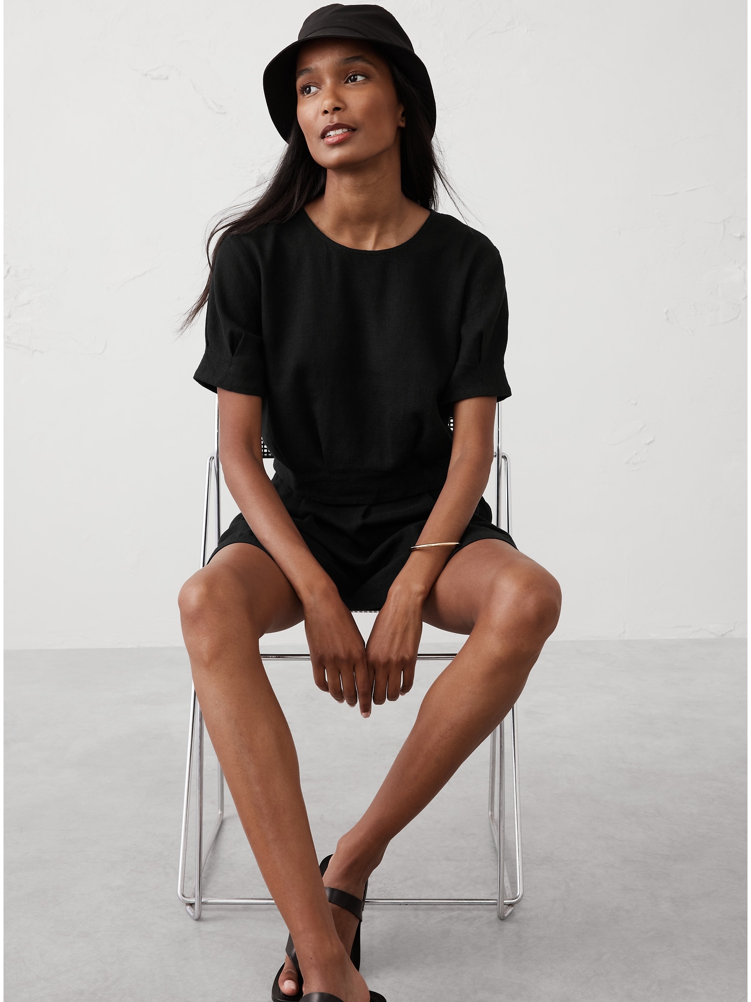 Hem Pleated Top