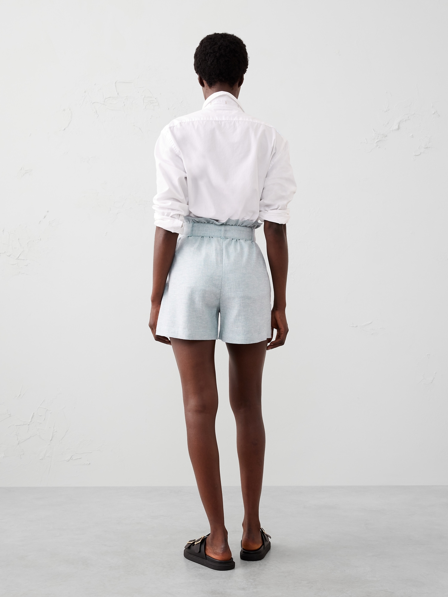 Linen-Blend Tie-Waist Short