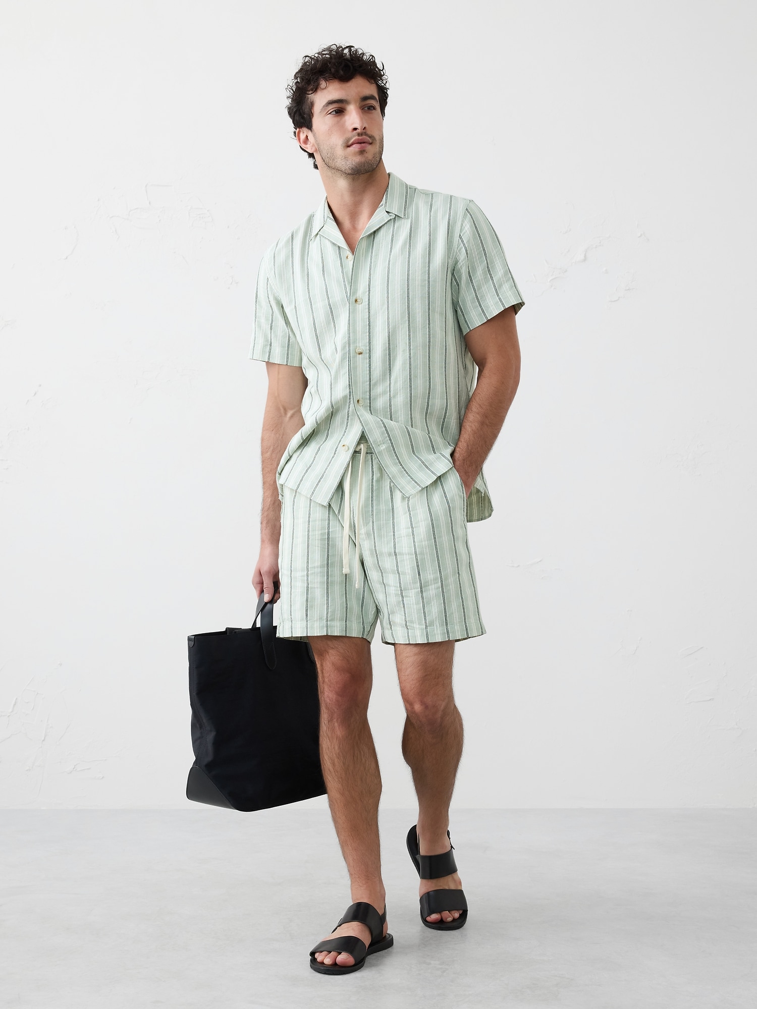 7" Resort Deck Shorts