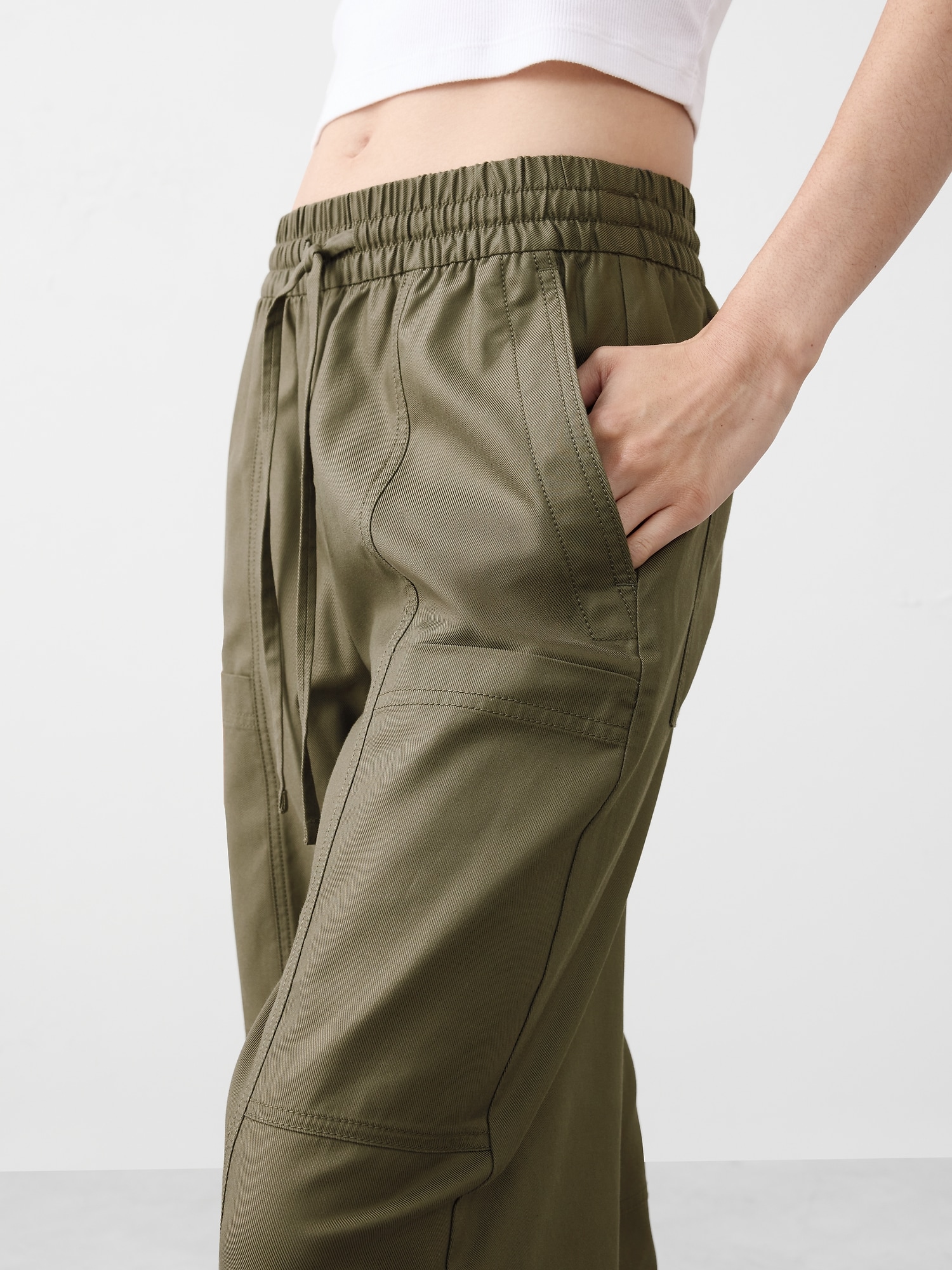 Image number 3 showing, Wide-Leg Mid-Rise Cargo Pull-On Pant