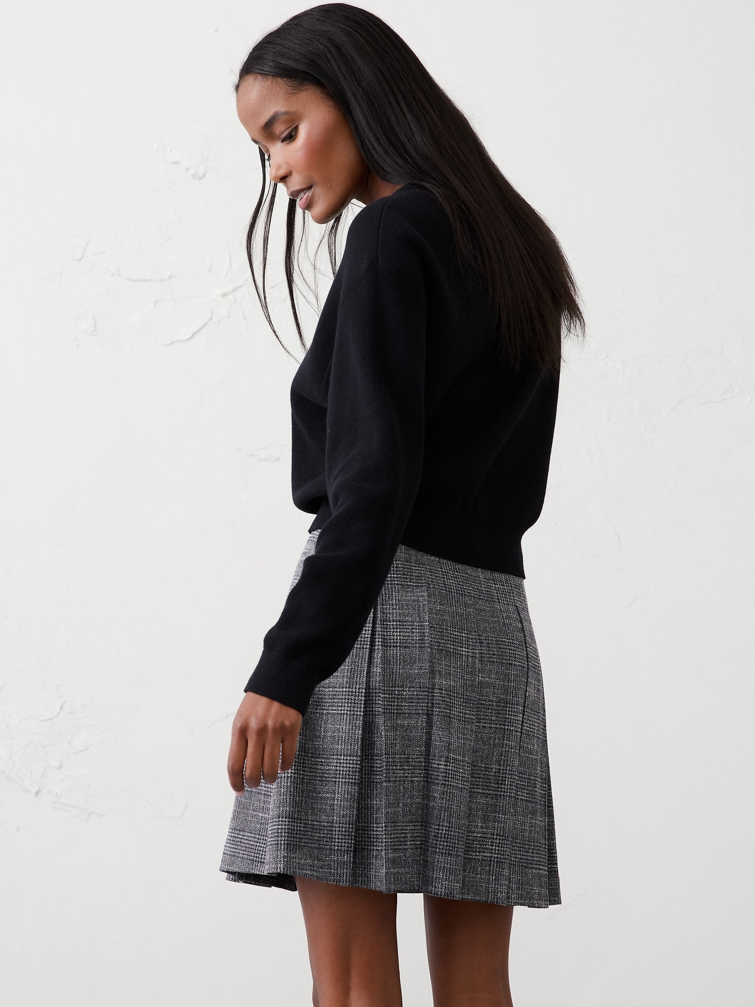Image number 2 showing, PLAID PLEATED MINI SKIRT