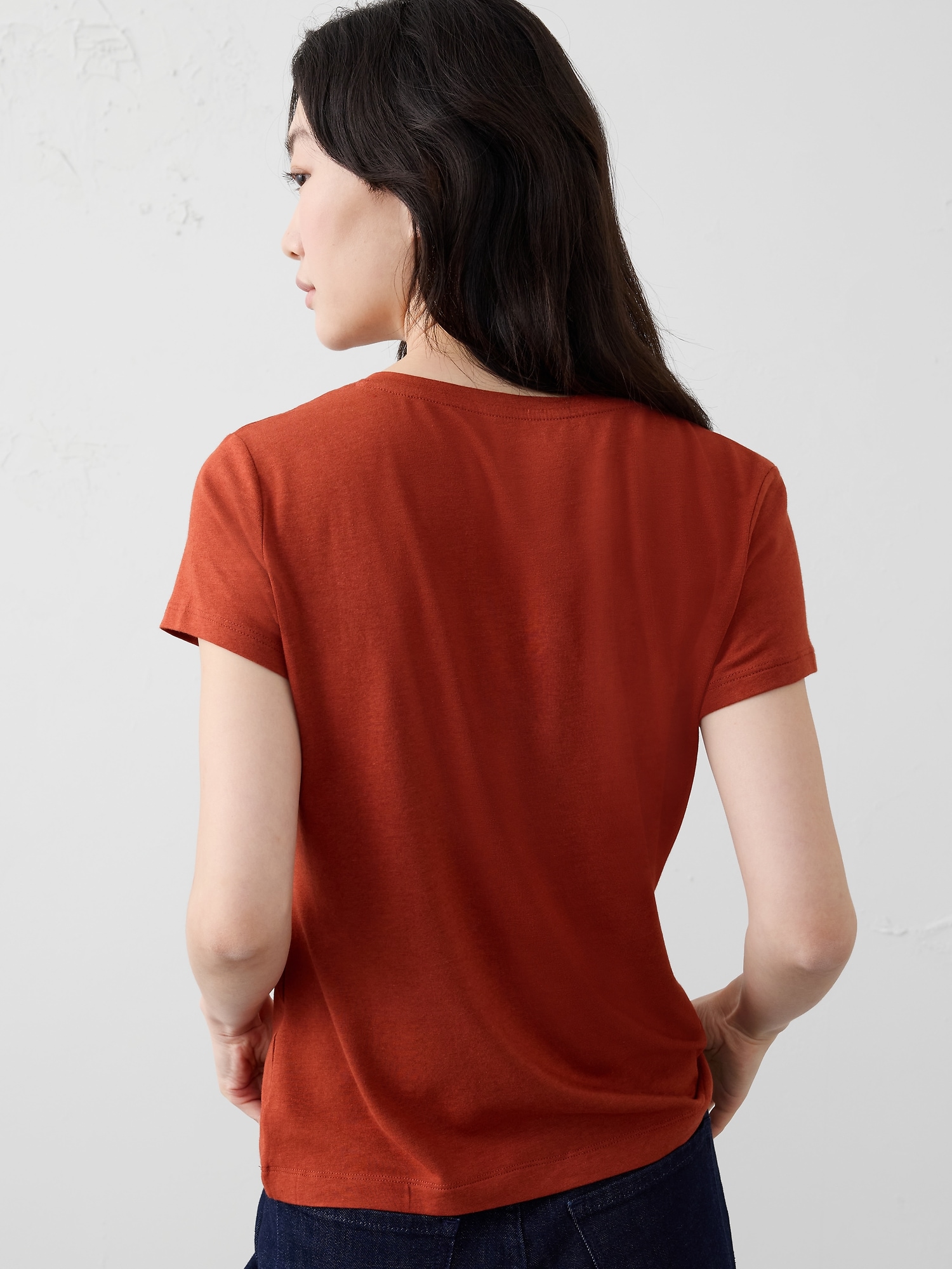 Image number 2 showing, Timeless V-Neck T-Shirt