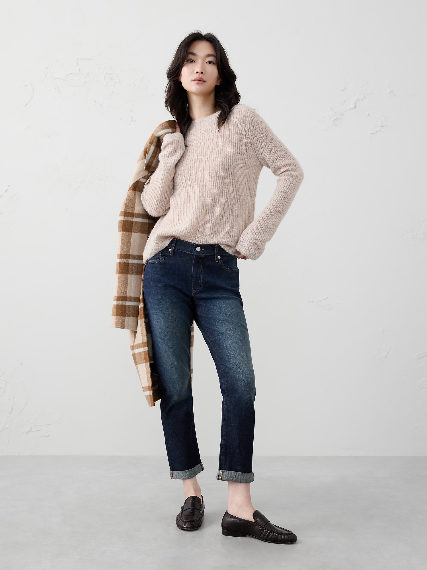 GIRLFRIEND MID-RISE JEAN - Authentic Tinted