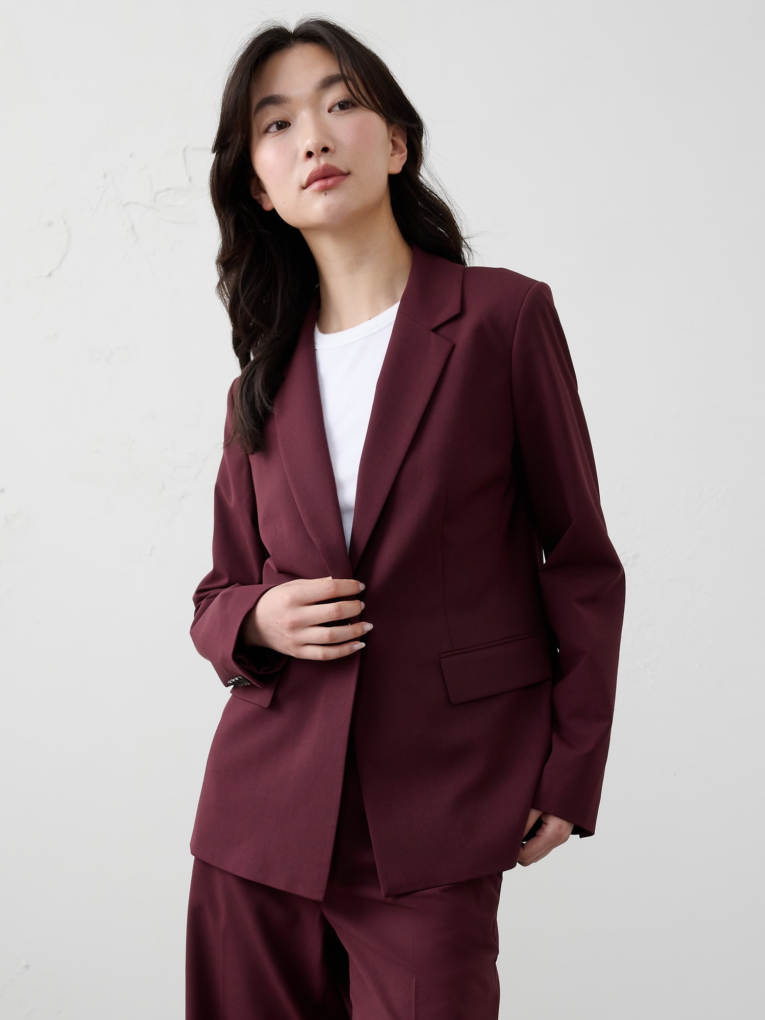 SCULPTED STRETCH BLAZER - Vino Rosso