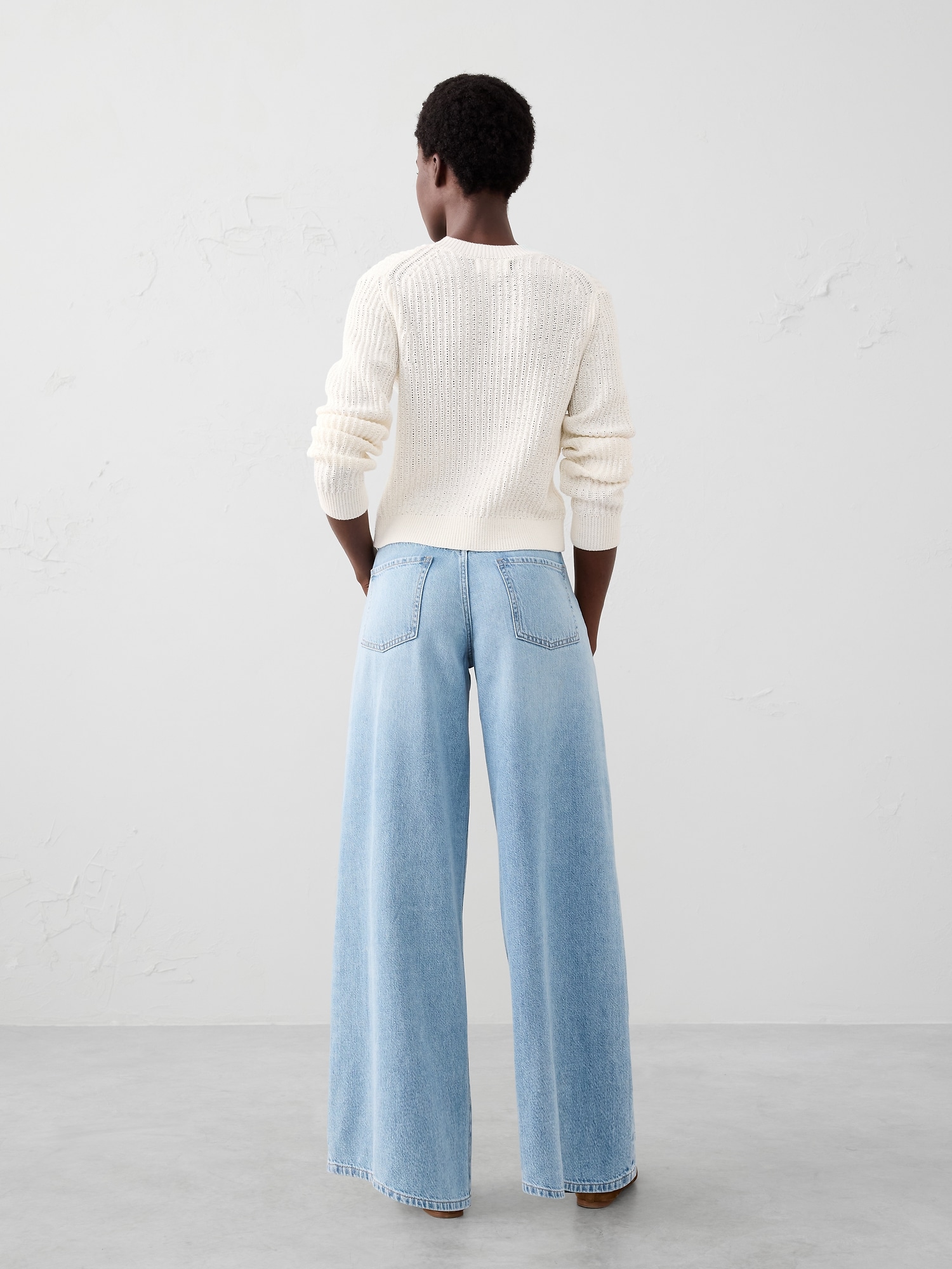 Image number 2 showing, Wide-Leg Mid-Rise Baggy Jean