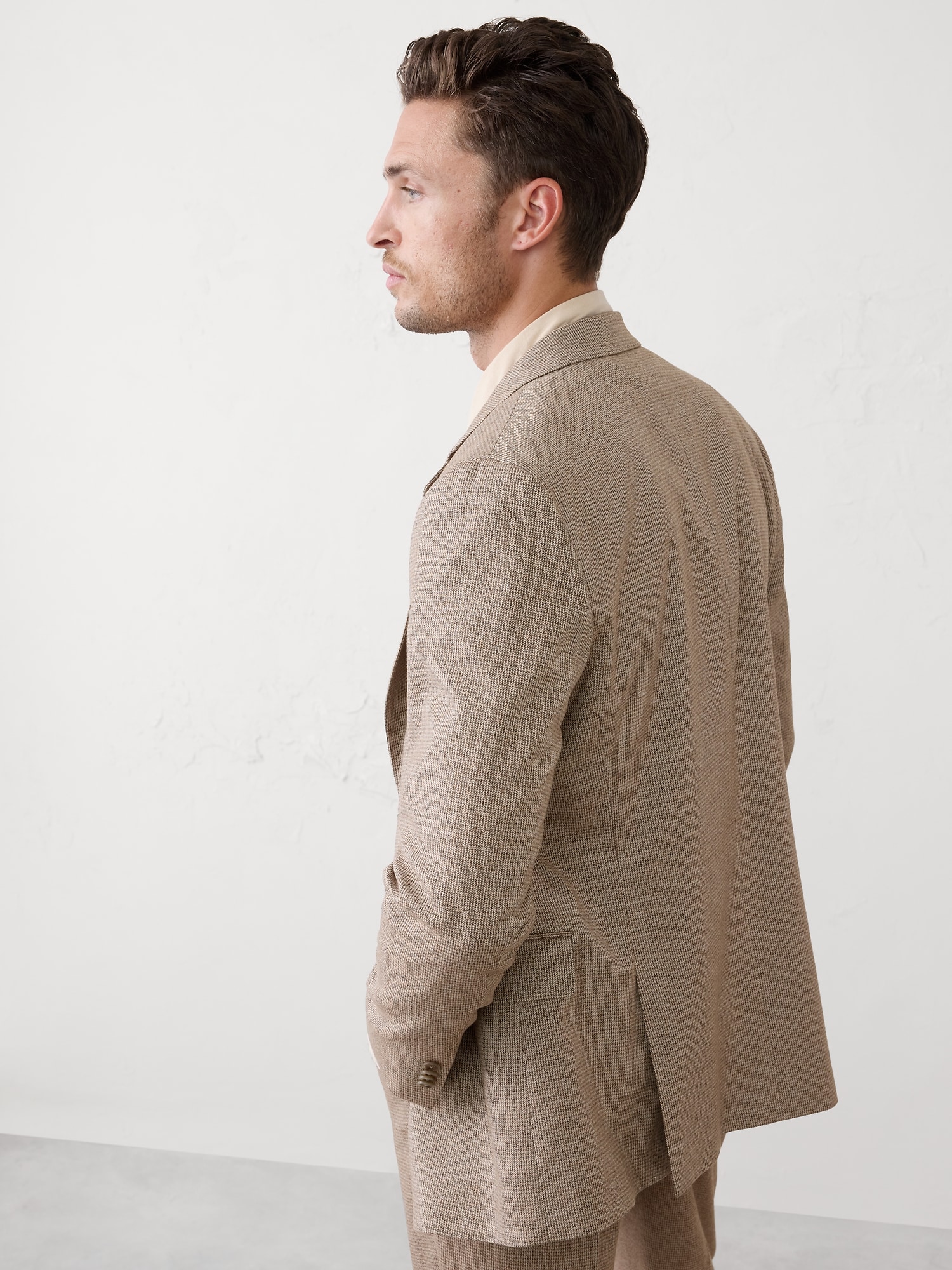 Image number 2 showing, Tailored-Fit Taupe Houndstooth Suit Jacket