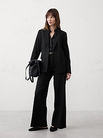 Sculpted Stretch Blazer