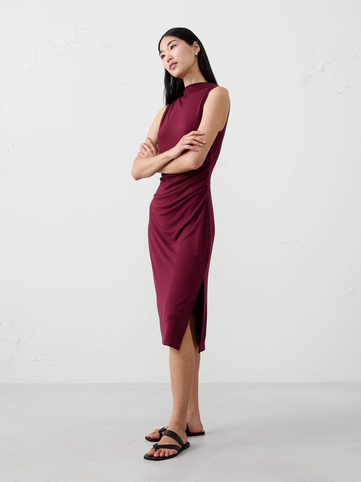 SOFT LUXE BATEAU-NECK MIDI DRESS - Bright Wine