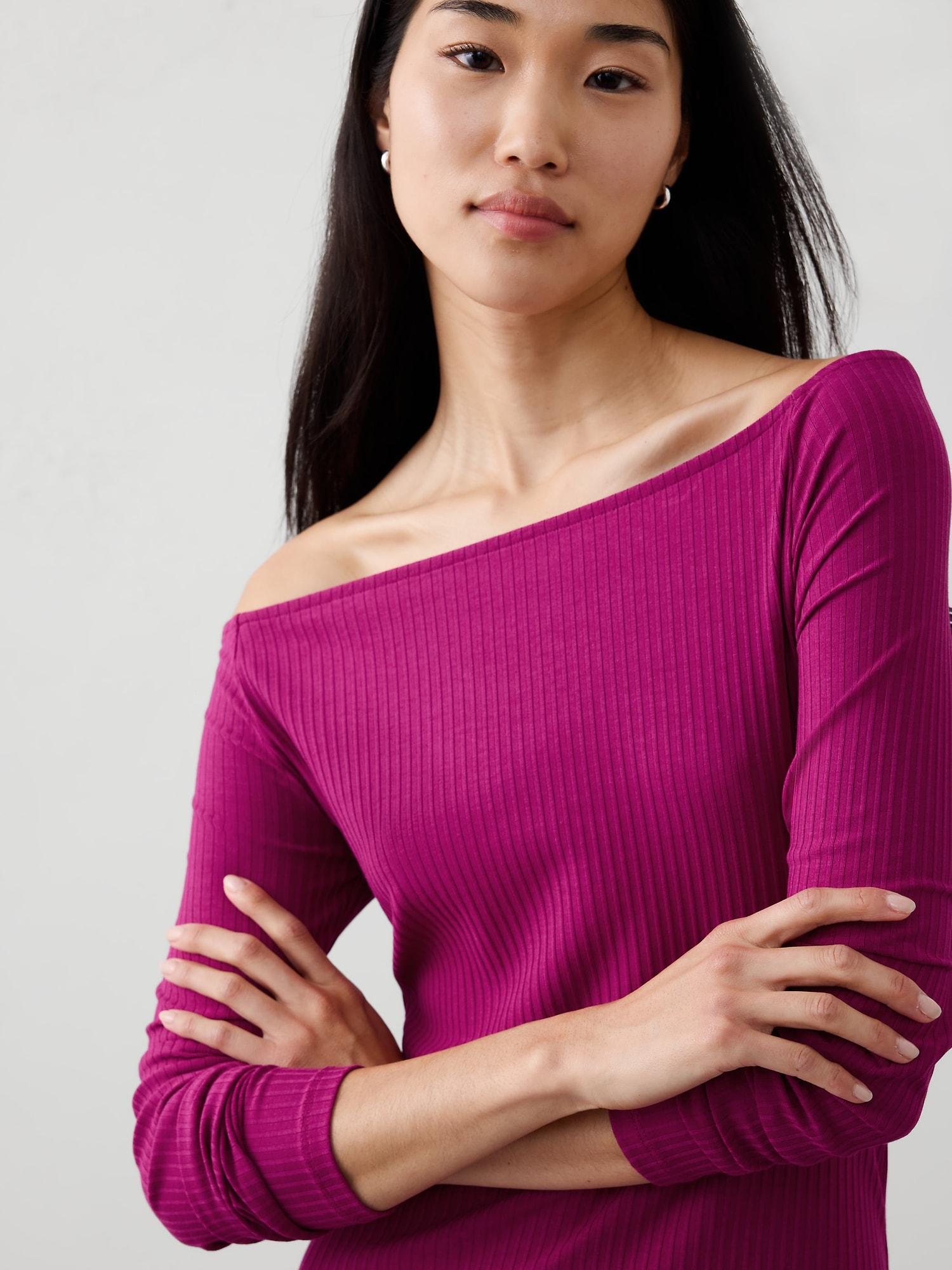 Image number 3 showing, OFF-THE SHOULDER RIBBED MIDI DRESS