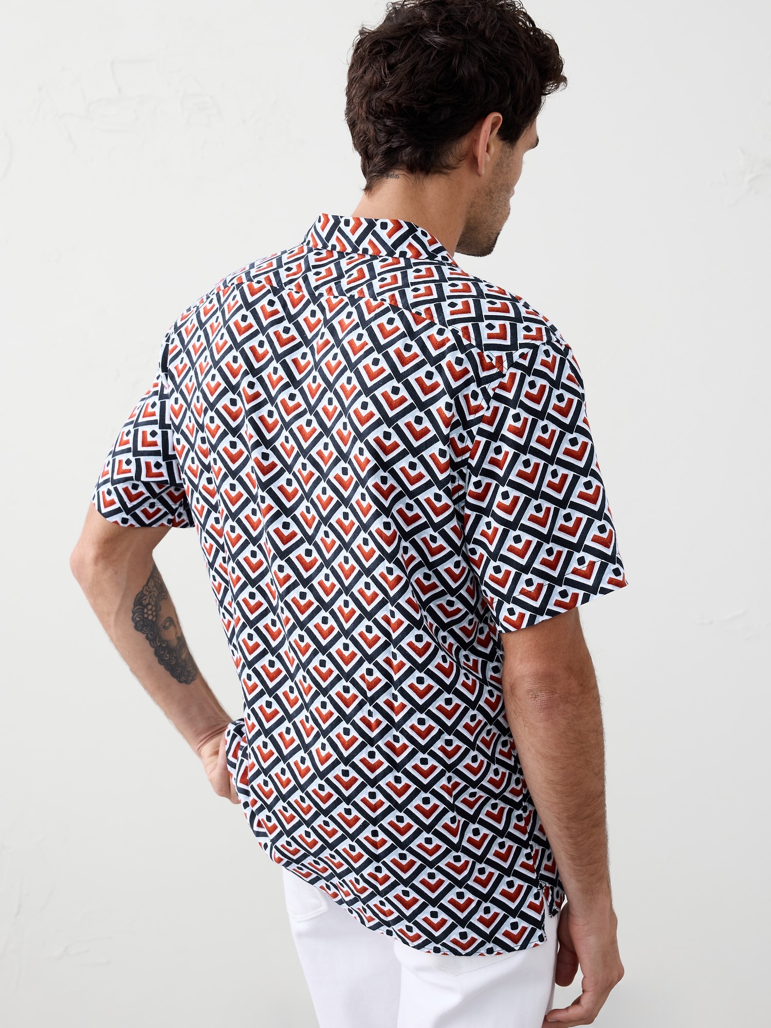Image number 2 showing, Linen-Blend Standard Fit Resort Shirt