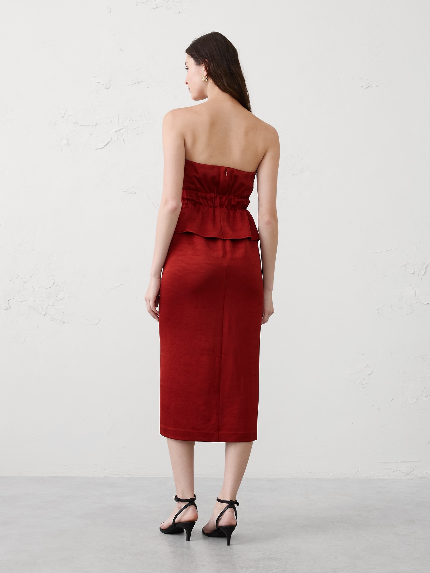 Image number 2 showing, Strapless Peplum Midi Dress
